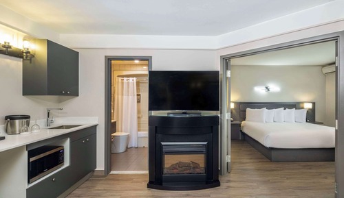 Superior Suite (family, king)