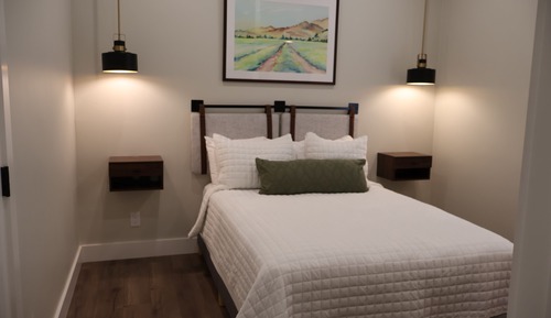 QUEEN COTTAGE