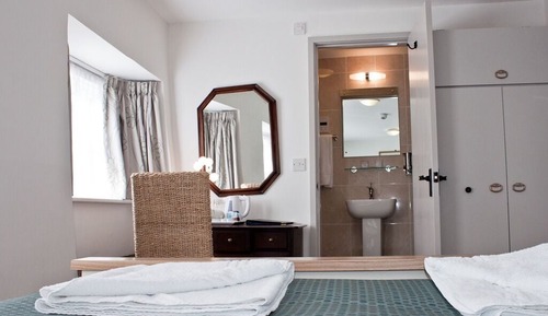 Classic Double Room, Ensuite (Room 3)