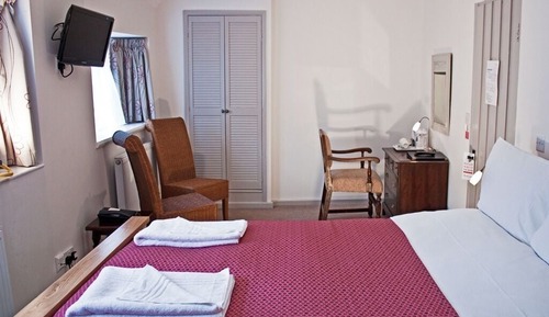 Classic Double Room, Ensuite (Room 2)
