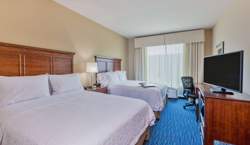 Room, Multiple Beds, Refrigerator (Water View)