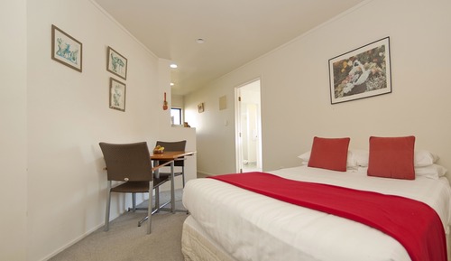 Beachside Unit (No Sea View)