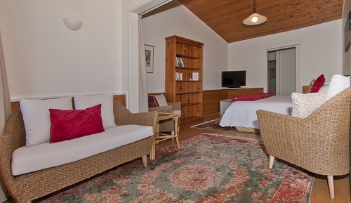 King Apartment, Sea View, Beachfront