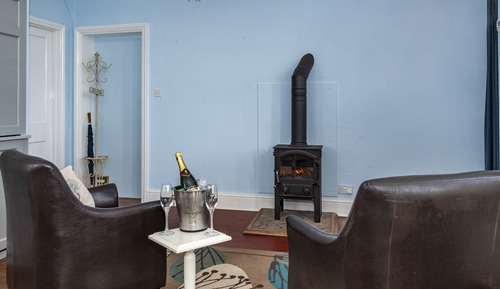 Double Room, Ensuite (The Agent's Office - King)