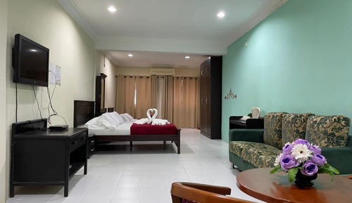 Family Executive Suite