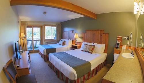 Room, 2 Queen Beds, River View