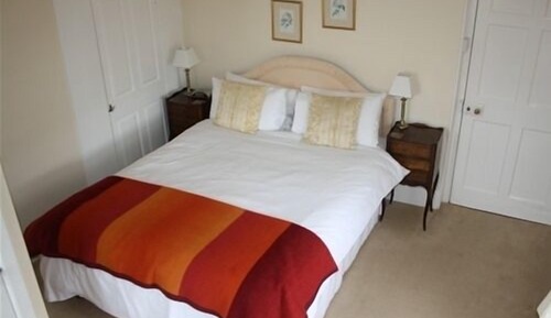 Room, 1 King Bed, Ensuite