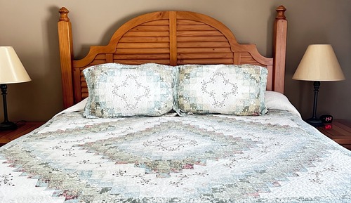 King Suite, 2 Bedrooms