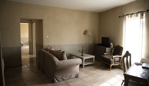 Suite, Terrace, Mountain View