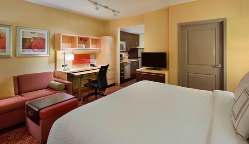 Studio, 1 King Bed with Sofa bed