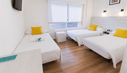 Standard Triple Room
