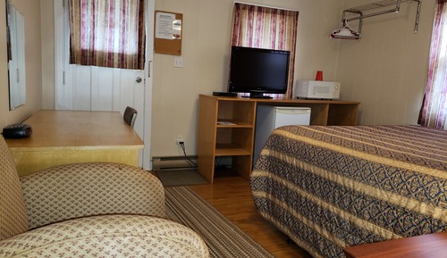 Comfort Room, 1 Queen Bed