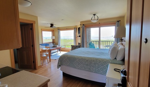 Tide Pools Alive Studio – First Floor Ocean Front View