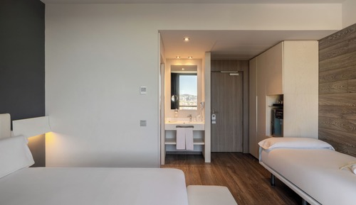 Triple Room