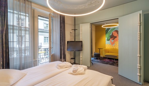 BOUTIQUE Suite with balcony
