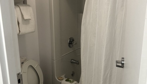 Chambre Executive , 1 lit Queen 1 lit escamotable