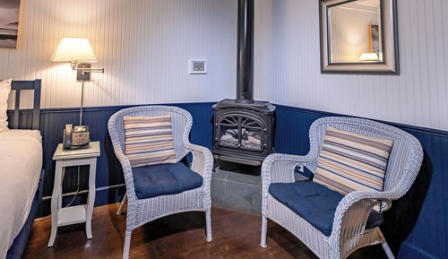 McBee Cottage - Classic Queen (Pet and child friendly)