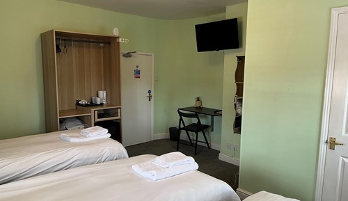 Triple Room, Ensuite