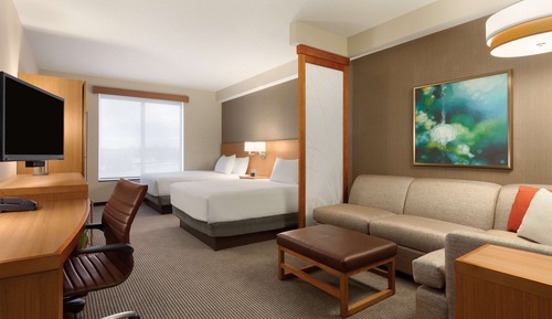Room (2 Queens with Sofabed - Upper Floor)