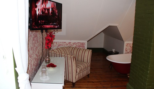 Superior Room, 1 Queen Bed (Envoutante)