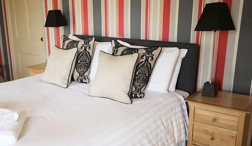 Superior Double Room, Ensuite ((shower))