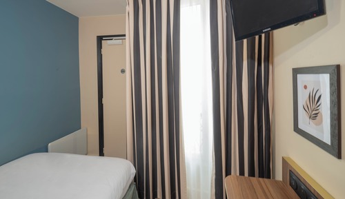 Tiny Single Room (9 sq meters)
