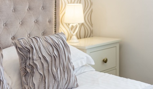 Standard Double Room, Ensuite (Trafalgar)