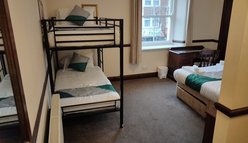 Deluxe Suite, Ensuite