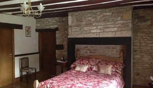 Standard Double Room, Ensuite, Garden View