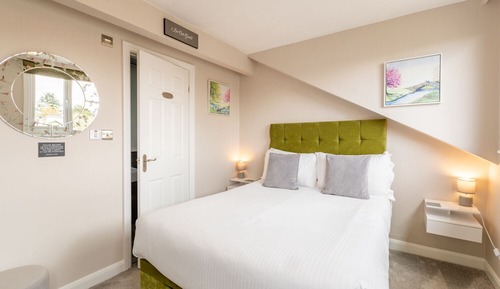 Standard Double Room, Ensuite