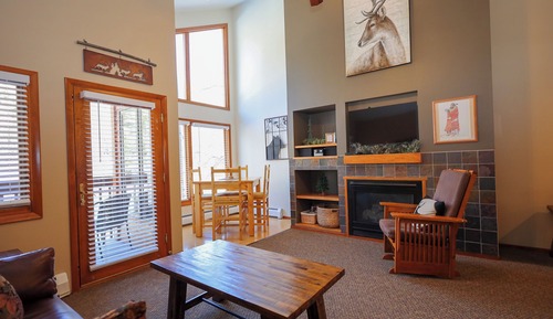 Suite, 1 King Bed (1 Bedroom Kitchenette )