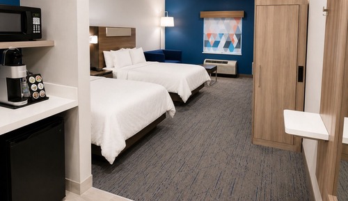 Suite, 2 Queen Beds