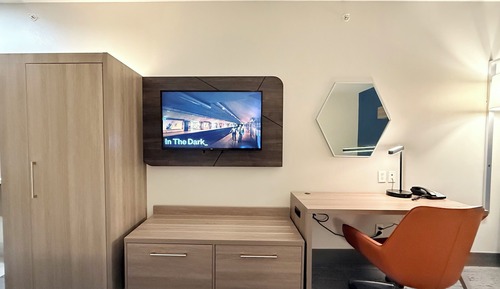 Suite, 2 Queen Beds, Accessible (Communications)