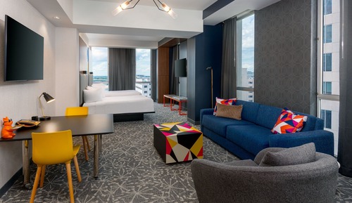 Suite, 2 Queen Beds, Corner (Mobility/Hearing Access, Roll-in Shwr)