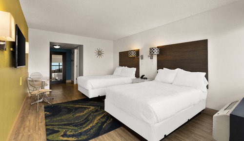 Beach House Dewey Double Bed Room