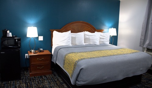 Deluxe Room, 1 King Bed