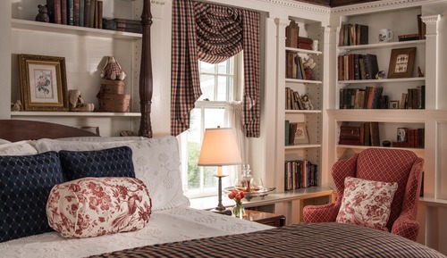 Room, Private Bathroom (Library)