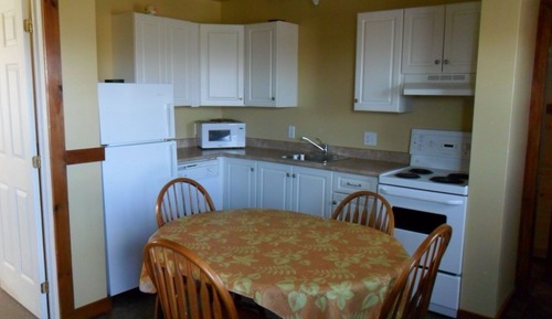 Cottage, 2 Bedrooms, 2 Bathrooms (8)