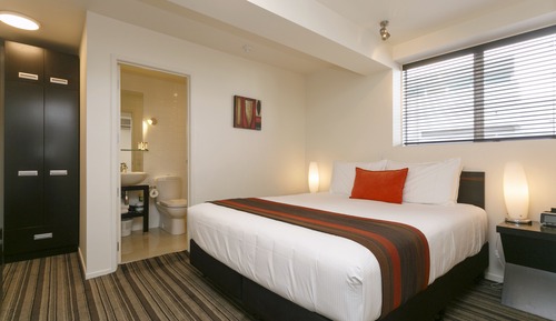 Apartment, 1 Bedroom, Poolside