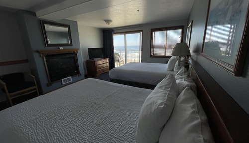 Standard Room, 2 Queen Beds, Fireplace (Second Floor w/ Balcony)