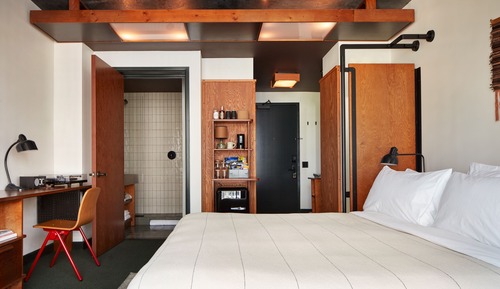 Room, Accessible (Medium)