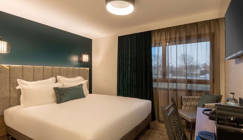 Classic Room, 1 Double Bed, Accessible, Non Smoking (Walk-in Shower)