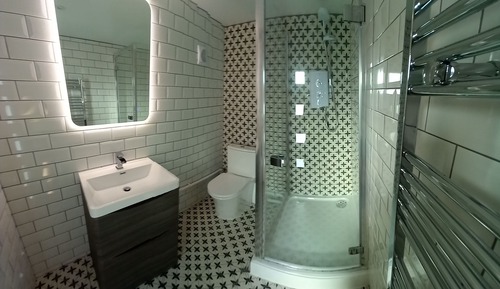 Deluxe Chalet, Private Bathroom, Courtyard View (Scrummy Cabin)