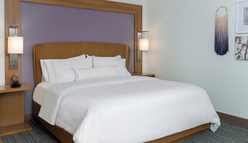 Studio, 1 King Bed, Kitchen (Mobility Accessible, Tub)