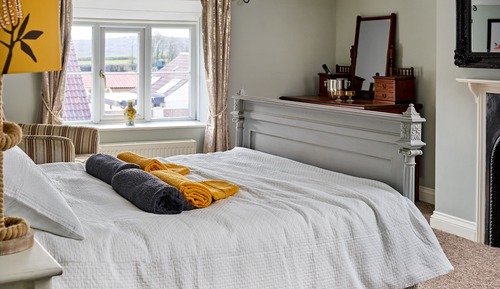 Premium Suite, Ensuite (The Monument Suite)