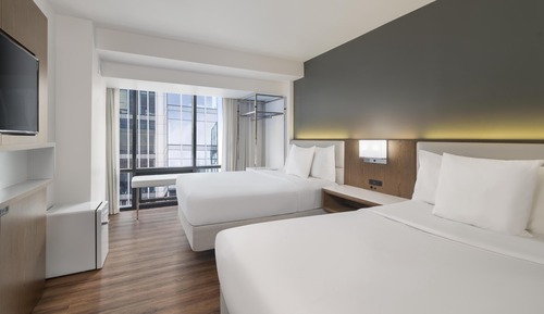 Standard Room, 2 Double Beds, Accessible, Bathtub (Larger Room)