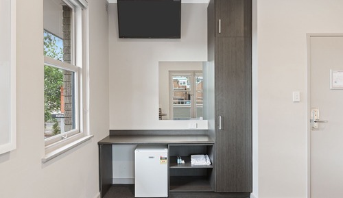 Queen Room Shared Bathroom