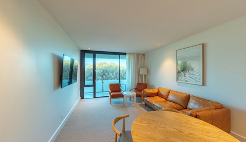 Golf View Junior 2 Bedroom Suite