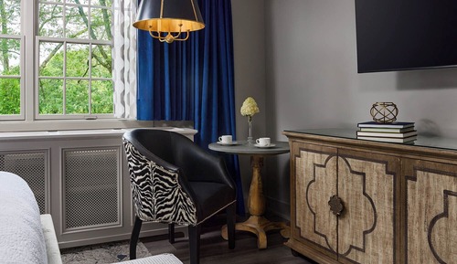 Deluxe Room, 1 King Bed