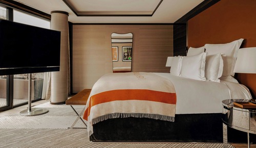 Suite, 1 King Bed, Tower